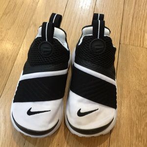 Toddler boys Nike